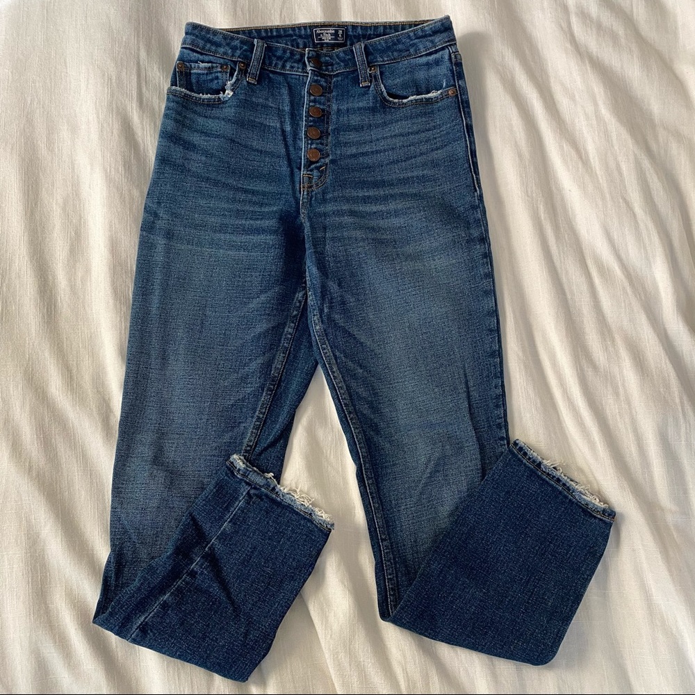 ABERCROMBIE High Rise Slim Jeans